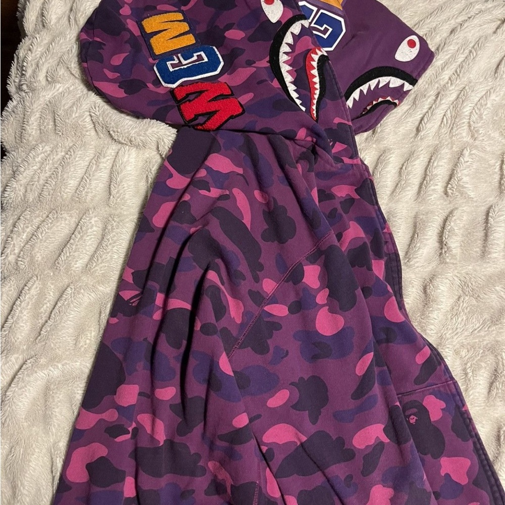 Purple bape double hoodie (zipper is broken that’s why it’s cheap)